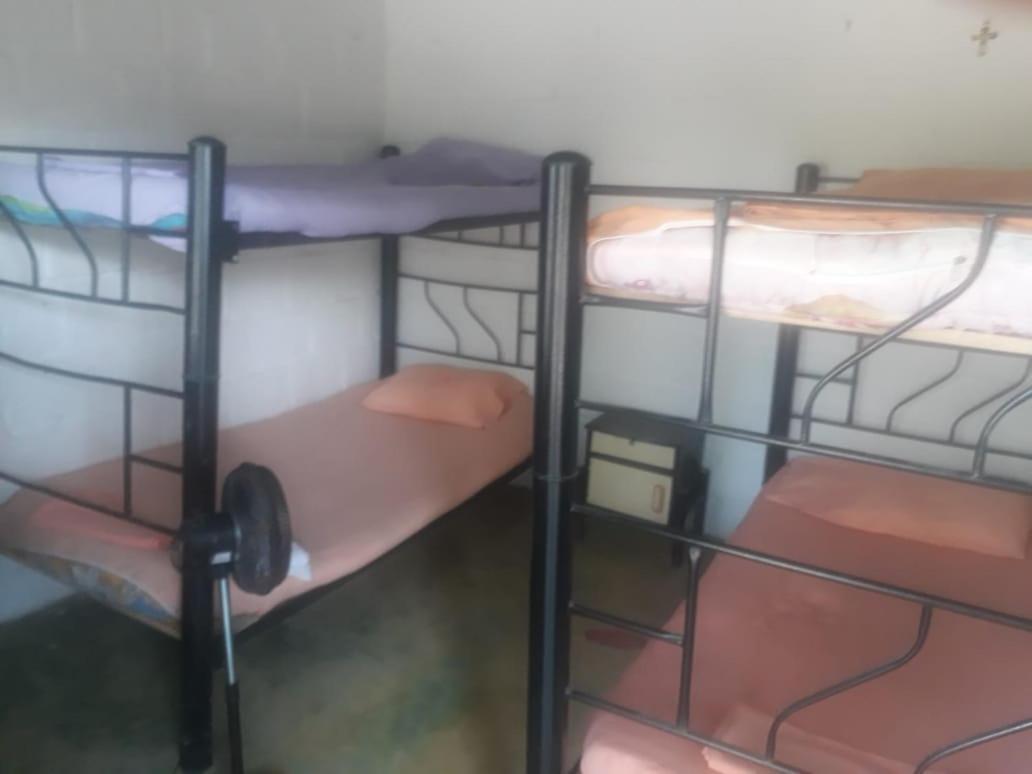 Posada La Tranquilidad Villavieja Eksteriør billede